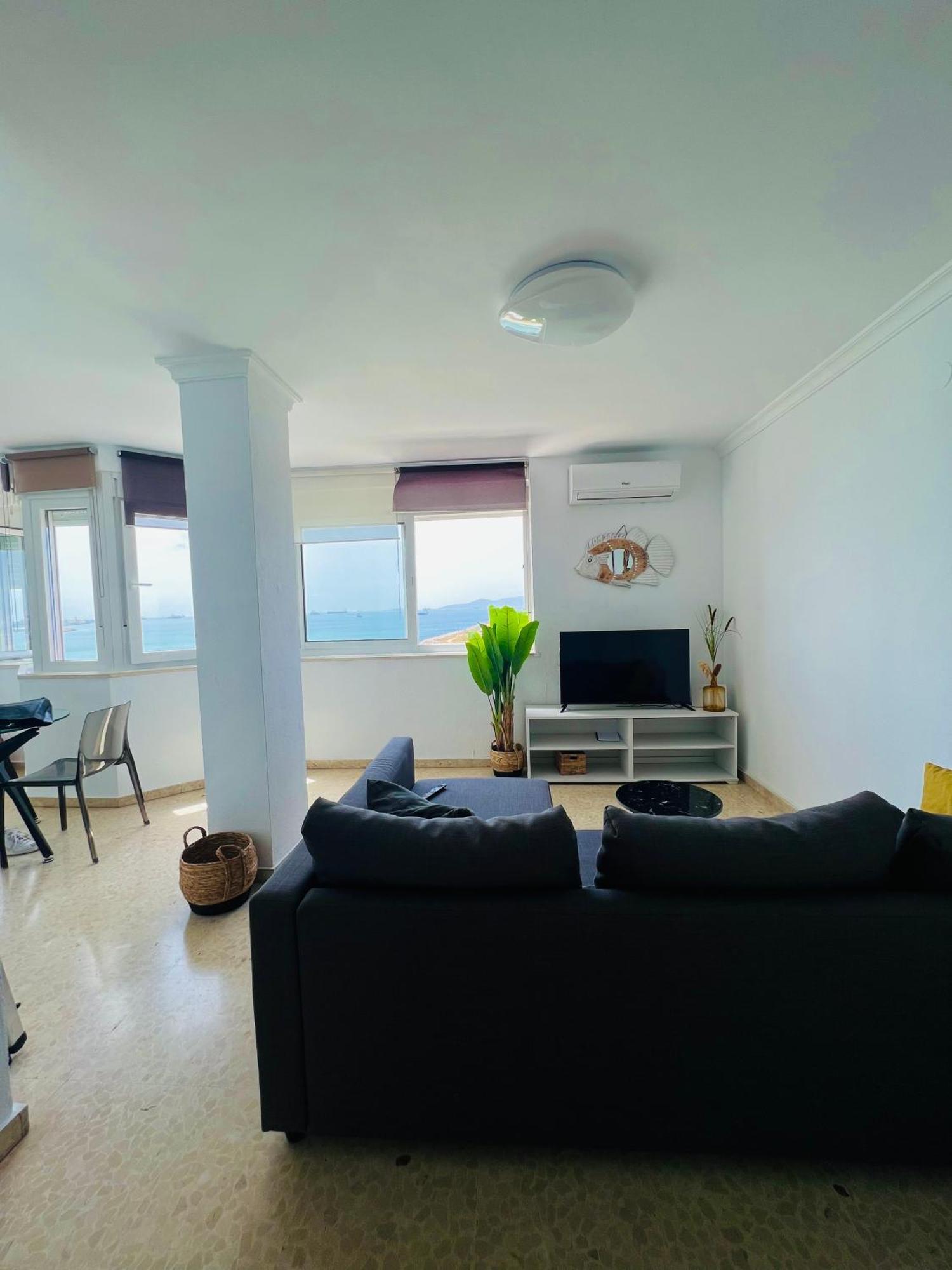 Vistas Roca Mar Apartamento La Línea de la Concepción Exterior foto
